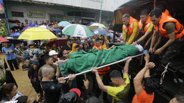 Filipíny, povodne, obeť, záchranári, mŕtvola