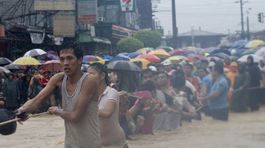 Filipíny, povodne, záchranné práce