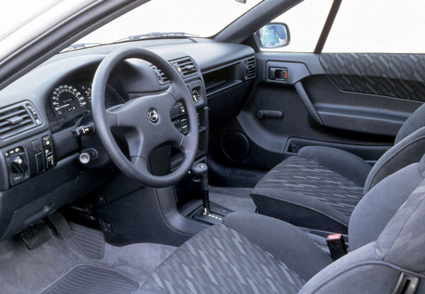 Kým exteriér ohuroval dizajnom, vnútri si...