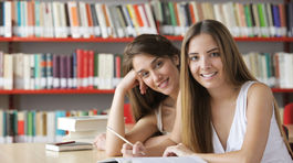 Živé knižnice pomôžu s búraním predsudkov a stereotypov