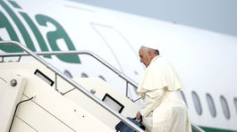 pápež František, Albánsko