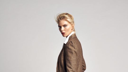 Ak elegantne, tak potom v kombinácii vlny či...