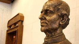 Tribún s veľmi konfrontačnou povahou, hovorí o Hlinkovi profesor Holec