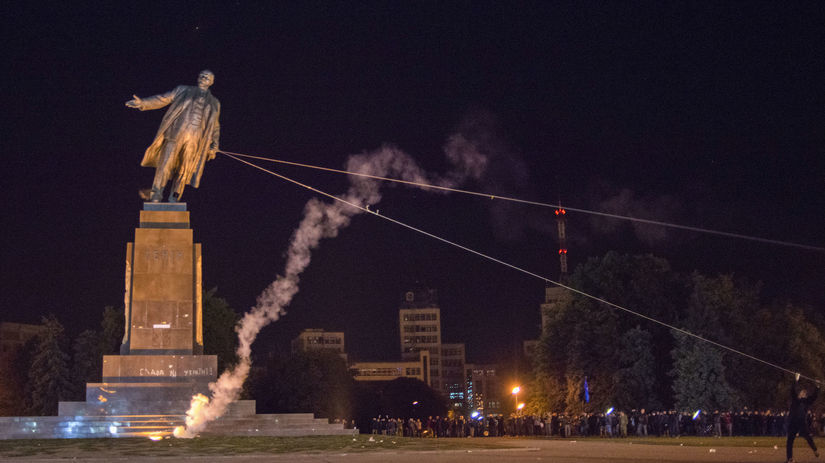 Lenin, socha, Charkov, Ukrajina, demonštrácia