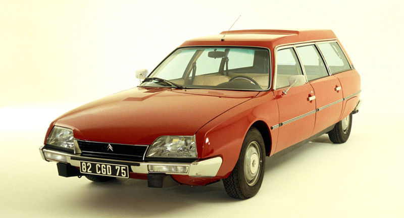 V roku 1975 prišlo na rad aj kombi s...
