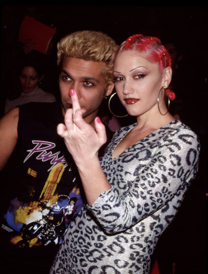 Rok 2000: Speváčka Gwen Stefani s kolegom a...