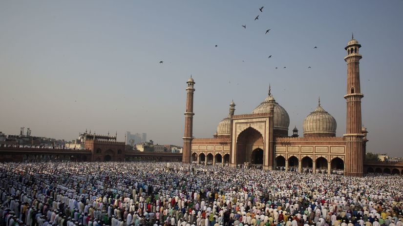 Modlitba moslimov v Dillí.