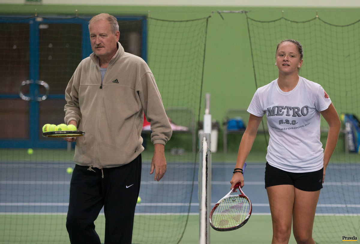 S trénerom Ľubomírom Kurhajcom.