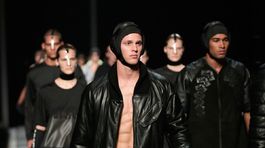 Defilé prehliadky Alexander Wang X H&M.