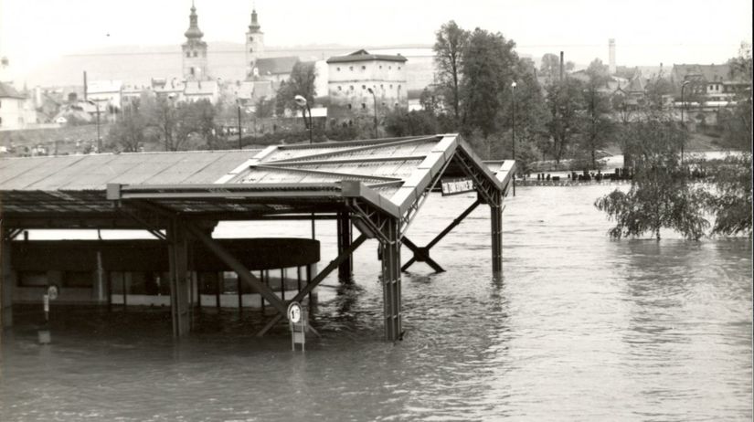 Banská Bystrica, autobusová stanica, záplavy,...