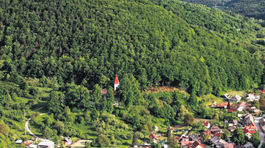 Farmári pri daniach vracajú obciam úder