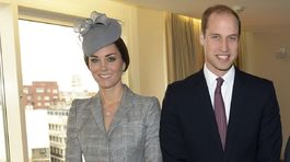 BRITAIN-SINGAPORE/Vojvodkyňa Catherine a jej manžel - princ William