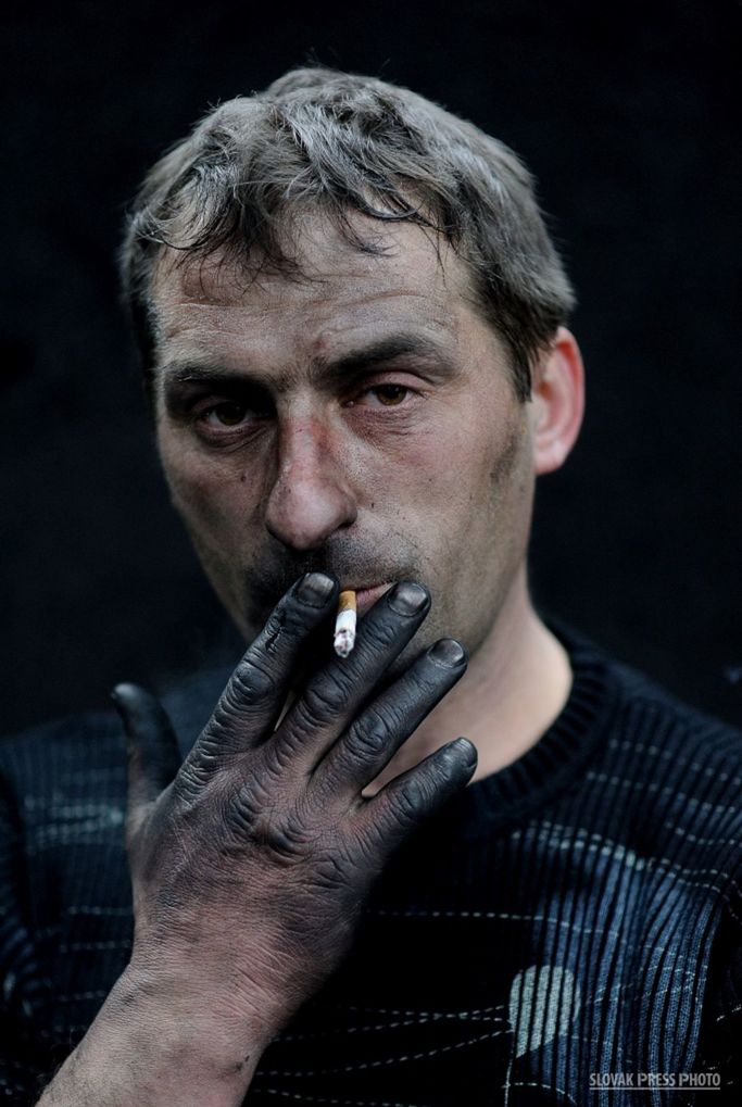 Slovak Press Photo 2014, Portrét, čestné uznanieRobert Tappert - Prva linia Majdanu se7