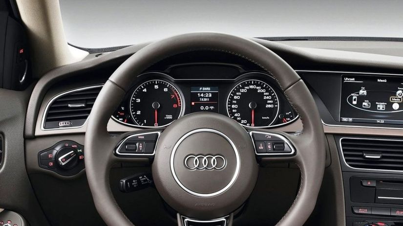 Audi A4 - airbag