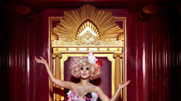 Hlavička Hello Kitty sa objavuje po celom svete...