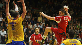 Hádzanárom vyžrebovali súperov v boji o ME. Čakajú ich aj zápasy s Maďarmi