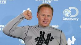 Nik Wallenda, Chicago, povrazolezec, akrobat