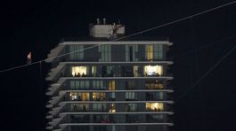 Nik Wallenda, Chicago, povrazolezec, akrobat