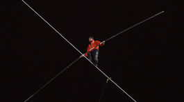 Nik Wallenda, Chicago, povrazolezec, akrobat