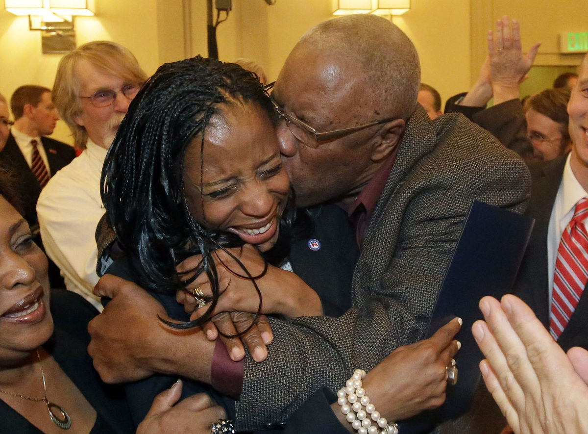 Otec mladej političky sa neubránil slzám...