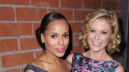 Herečka Kerry Washington, (vľavo) a herečka Julie Bowen