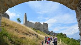 Britskí novinári ocenili Čachtický hrad a stredisko Jasná  