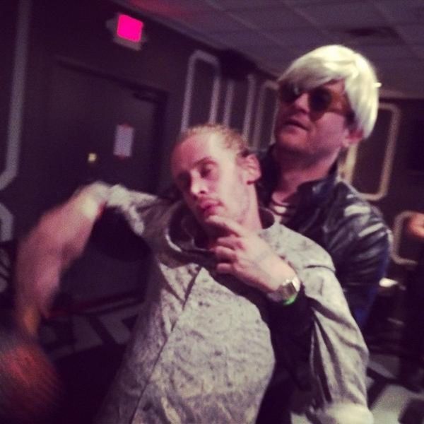 Herec Macaulay Culkin s kolegom z kapely The...