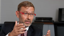 Šéf štátneho Tiposu skončil. Za firemné peniaze nakupoval v luxusnom obchode