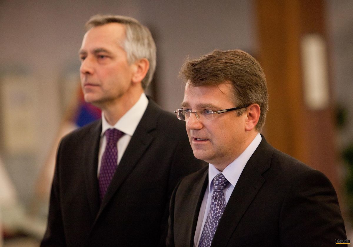 Šéf KDH Ján Figeľ (vľavo) ani jeho stranícky...