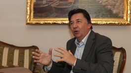 Gorbačov sa malým diktátorom nepáčil. Jakeš sa zľakol davu, Ceausescu strieľal