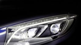 Mercedes-Benz - svetlá Multibeam LED