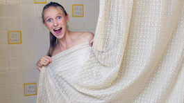 Záves v sprche láka plesne! Viete ho správne čistiť?