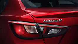 Mazda 2 - sedan