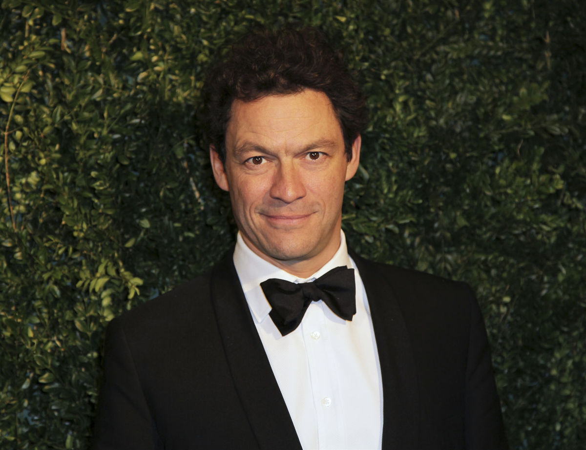 Herec Dominic West na archívnom zábere.