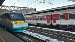 Česko posilnilo kvôli utečencom kontroly vlakov z Maďarska