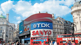 Briti idú pri slovenských imigrantoch proti sebe