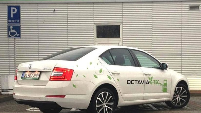 Hmotnosť Octavie G-Tec vzrástla v porovnaní s...