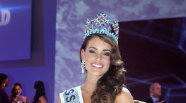 Britain Miss Miss World 2014 Rolene Strauss z Juhoafrickej republiky. 