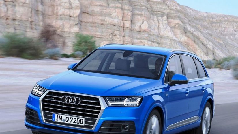 Pod kapotou sa objavia zatiaľ dva trojlitrové...