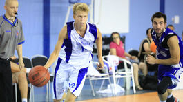 Basketbalový talent mení Karlovku za najlepšiu ligu v Európe 