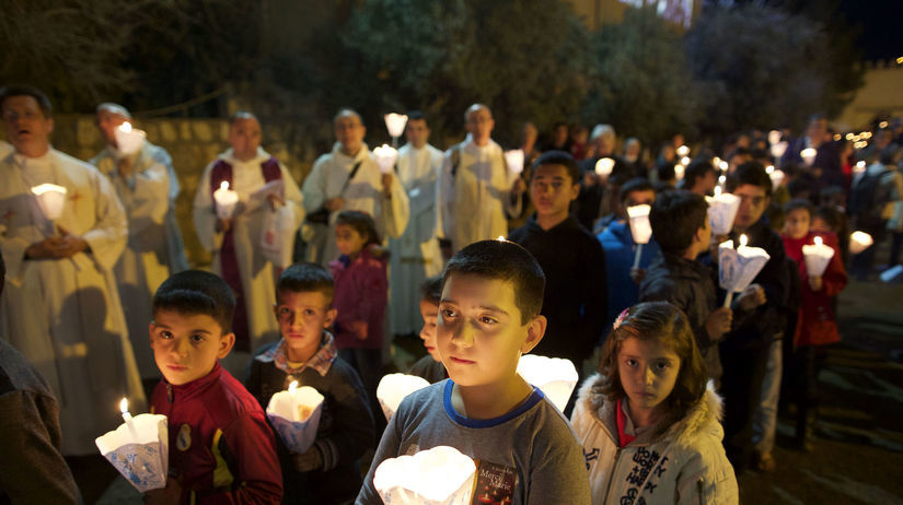 Irak, kresťania, svätá omša, deti, sviečky,...