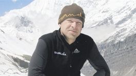 Pokorí horolezec Hámor svoju poslednú nezdolanú osemtisícovku Dhaulágirí?