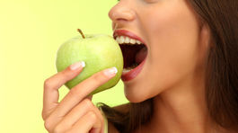 Toto ovocie zatočí s prvými príznakmi starnutia