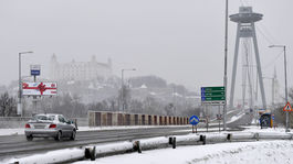Nesrovnal podpísal na konci funkcie bez súťaže zmluvy za milióny eur