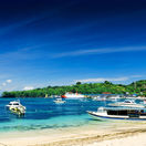 tropická pláž, Indonézia, Bali, dovolenka, cestovanie, leto, lode, more, člny