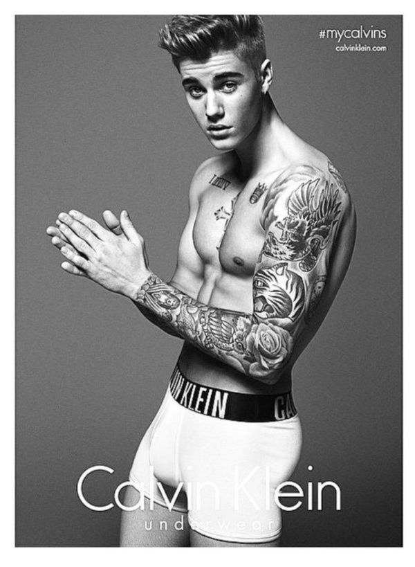 Justin Bieber v reklame na spodnú bielizeň...