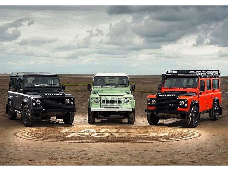 Land Rover Defender tu s nami nie je už od...