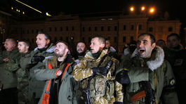 Politikárčenie Kyjeva a USA nahráva neonacistom