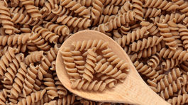 Celozrnné cestoviny? Čo k nim, ak chcete zostať štíhla?