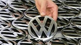 Volkswagen je opäť jednotkou. Predáva najviac, ale zarába menej